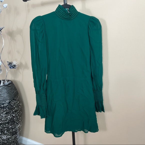 Reformation Archie Dress in Emerald - Picture 6 of 8